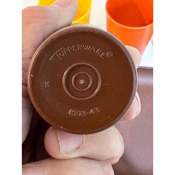 Vintage Tupperware Toy plate and cup  Set & Serving Set - Picture 2 of 4